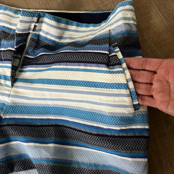 J. CREW Shorts Women Sz 10 Blue White Zig Zag Stripe # 09314 Cotton Blend 34x3” - Picture 6 of 12